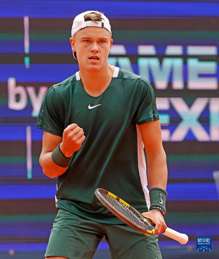 球员可以在 球员可以在