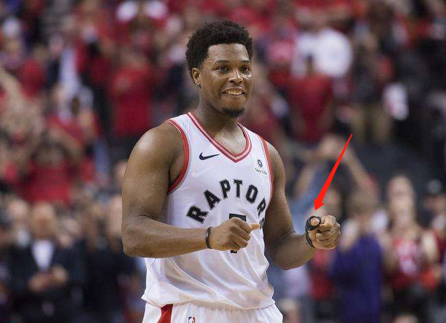 他能根据对 他能根据对