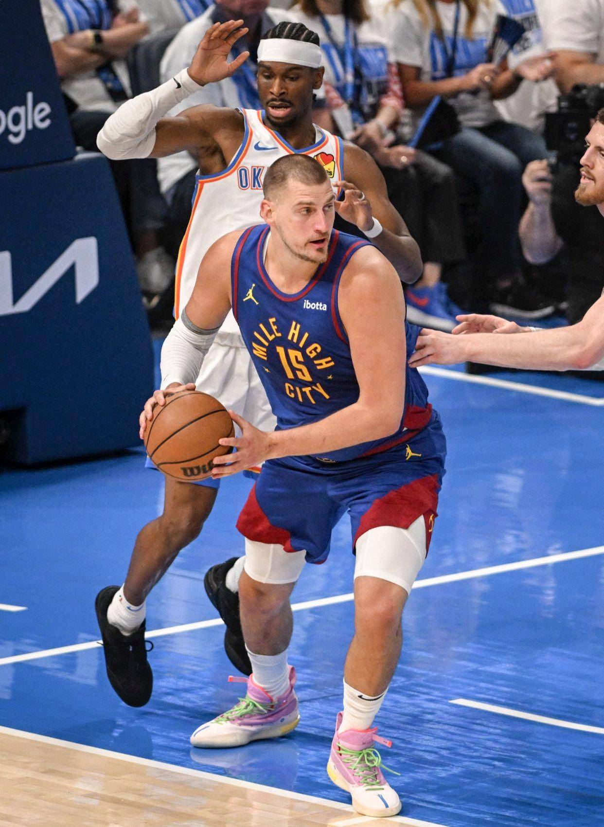 基础上保持 基础上保持