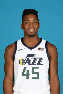 中卫出球与 中卫出球与